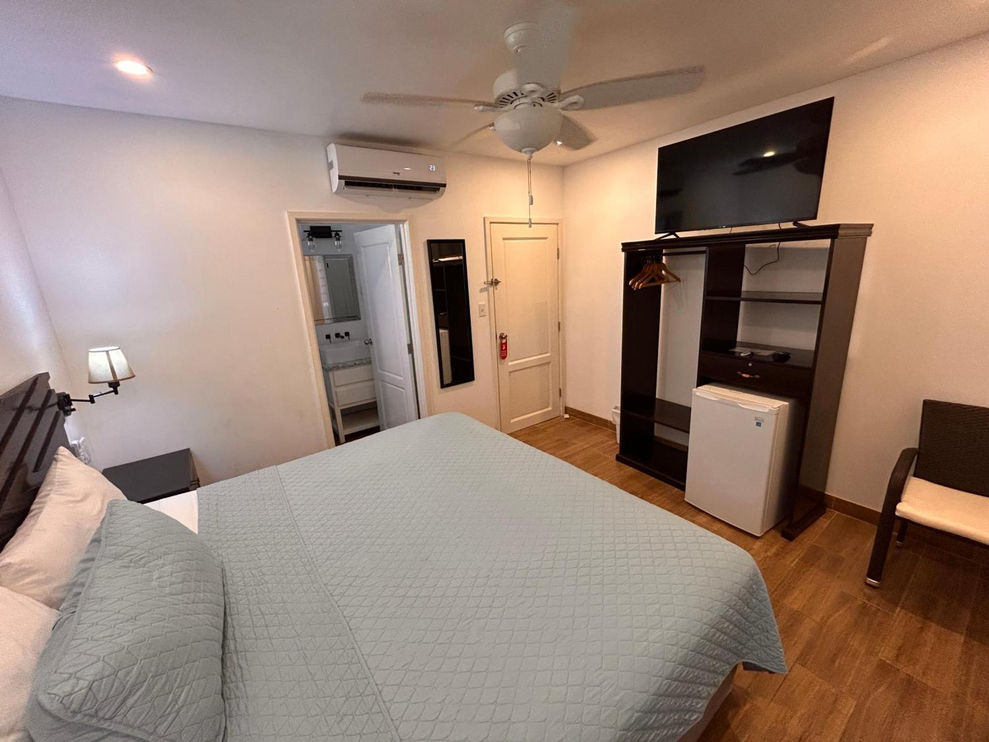 La Casa De Paz Hotel San Pedro  Εξωτερικό φωτογραφία